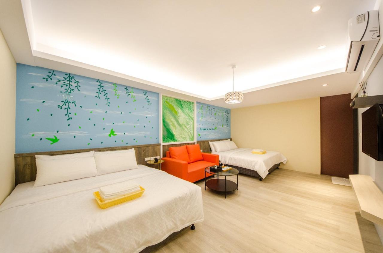 安尼赫時尚旅店 Anich Fashion Inn I 墾丁大街 I 親子遊戲區 I 停車位 Exterior photo
