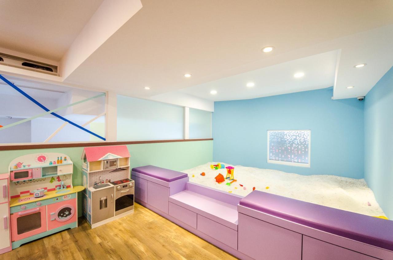 安尼赫時尚旅店 Anich Fashion Inn I 墾丁大街 I 親子遊戲區 I 停車位 Exterior photo